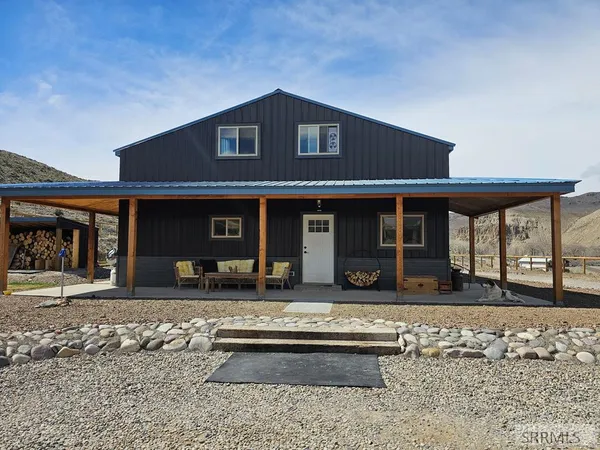 $445,000 | 24 Pickett Loop, Challis, ID 83226