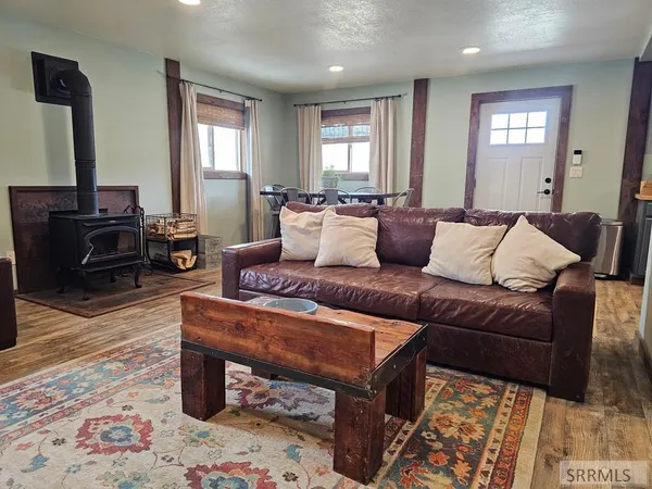 $445,000 | 24 Pickett Loop, Challis, ID 83226