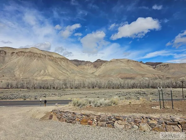 $445,000 | 24 Pickett Loop, Challis, ID 83226