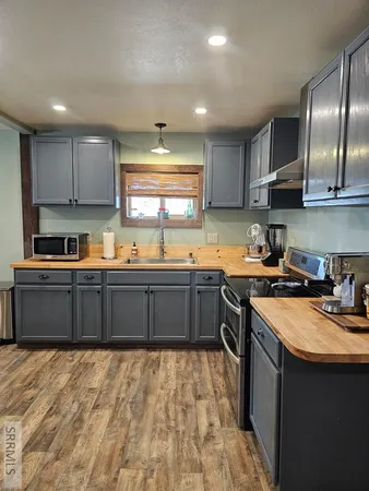 $445,000 | 24 Pickett Loop, Challis, ID 83226