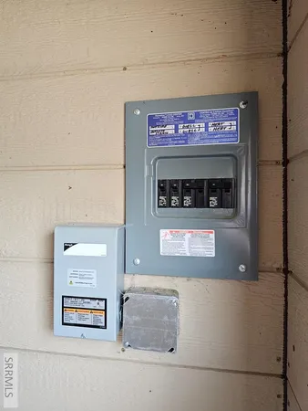 $445,000 | 24 Pickett Loop, Challis, ID 83226