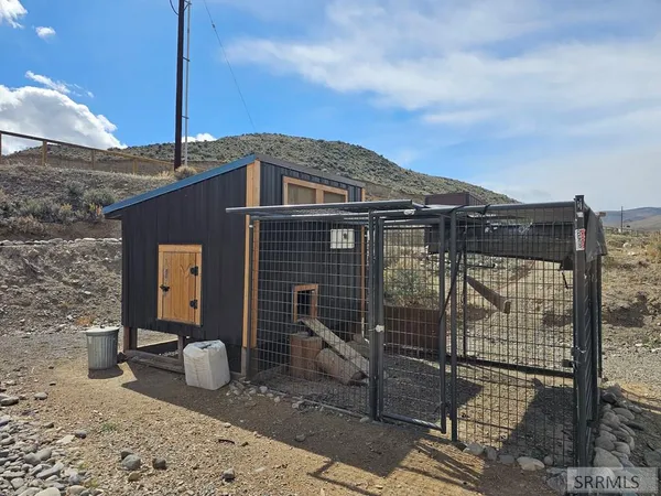 $445,000 | 24 Pickett Loop, Challis, ID 83226