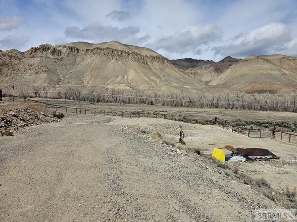 $445,000 | 24 Pickett Loop, Challis, ID 83226