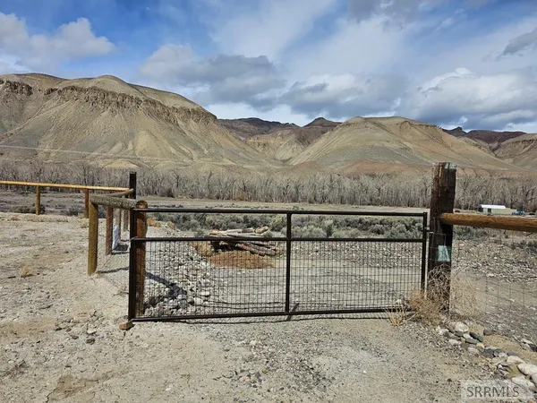 $445,000 | 24 Pickett Loop, Challis, ID 83226