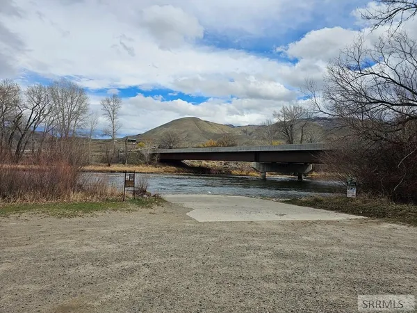 $445,000 | 24 Pickett Loop, Challis, ID 83226