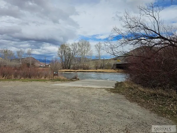 $445,000 | 24 Pickett Loop, Challis, ID 83226