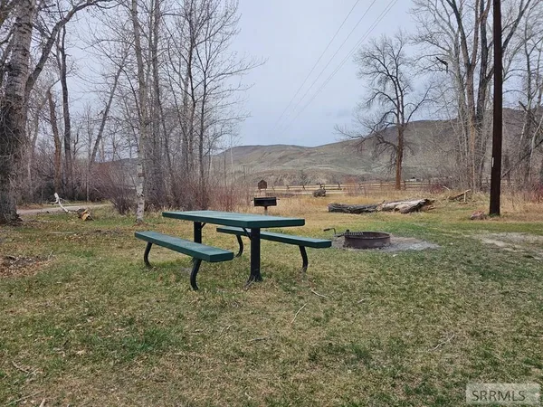 $445,000 | 24 Pickett Loop, Challis, ID 83226