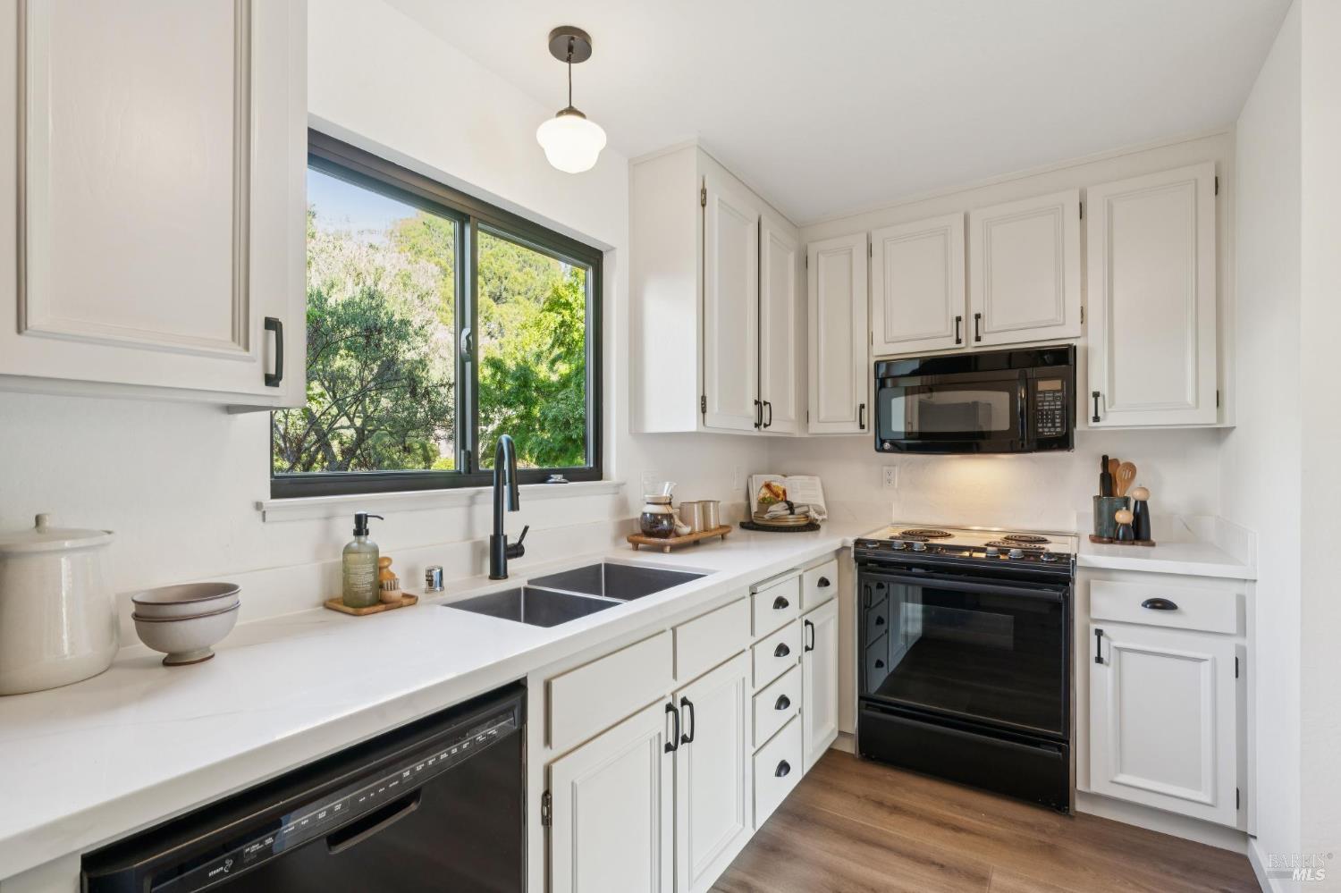 55 Corte Real, Unit 22 Greenbrae, CA 94904 - Photo 16 of 39