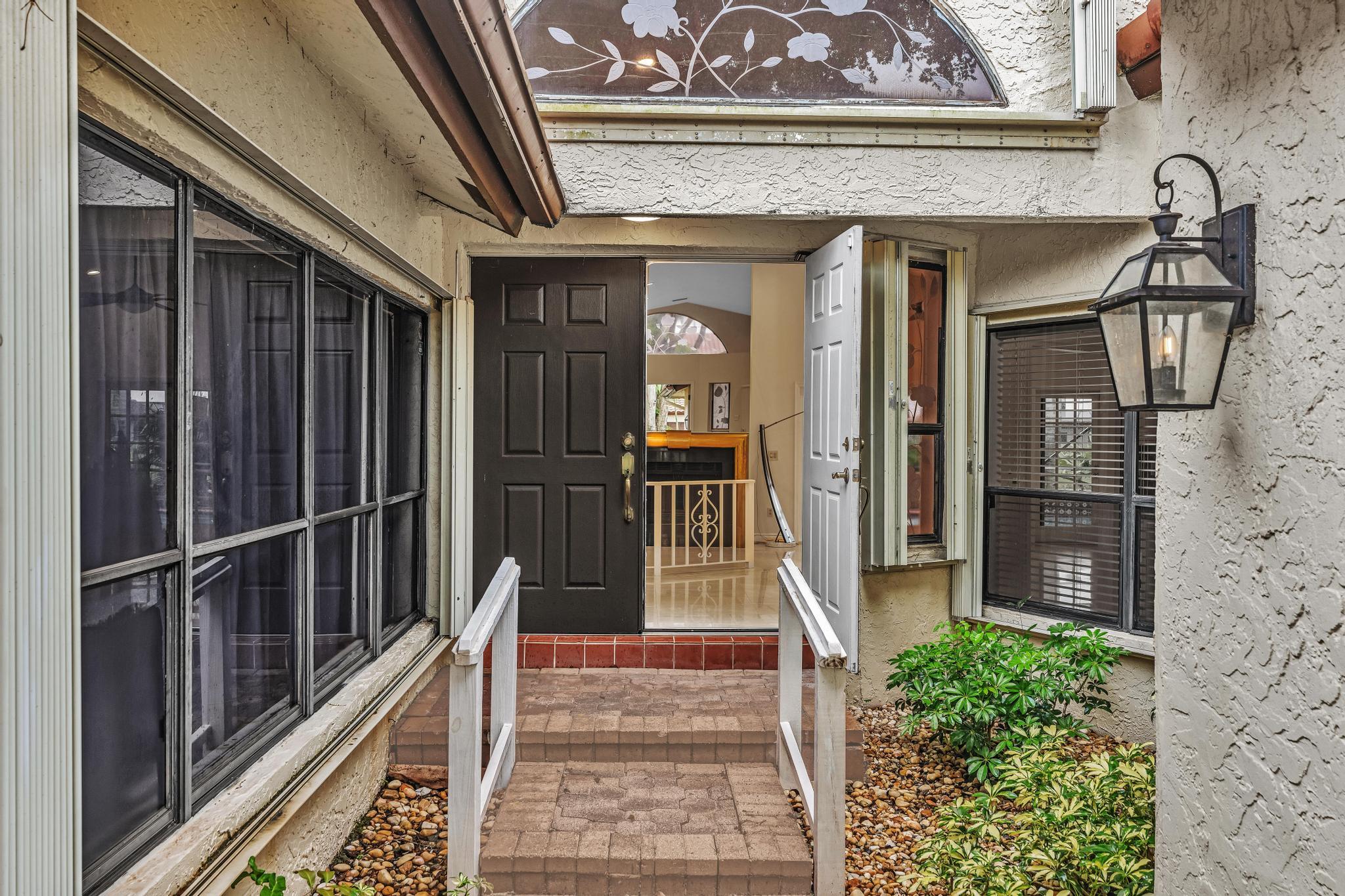 22595 Esplanada Circle Boca Raton, FL 33433 - Photo 6 of 60 FPP00016