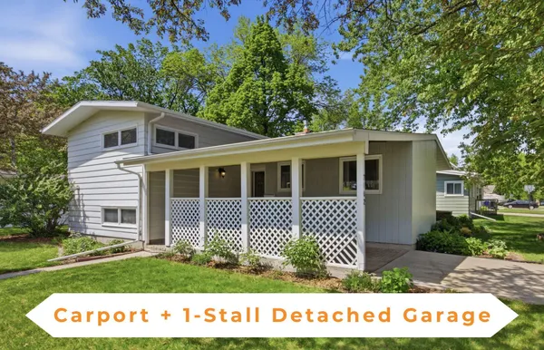 $319,900 | 3002 8th Street North, Fargo, ND 58102
