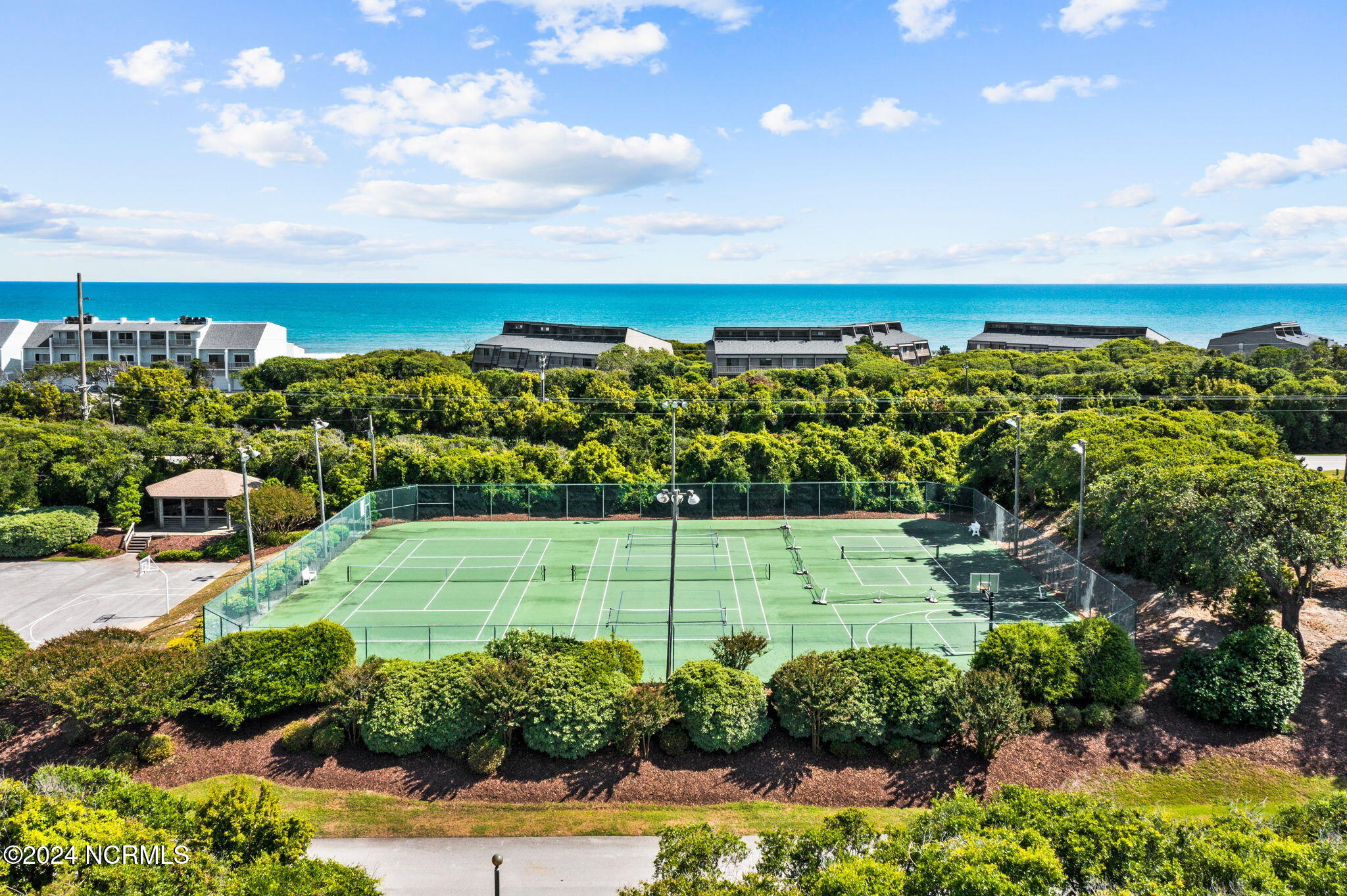 497 Salter Path Road, Unit B22 Pine Knoll Shores, NC 28512 - Photo 35 of 36 Beacon's Reach Tennis Courts