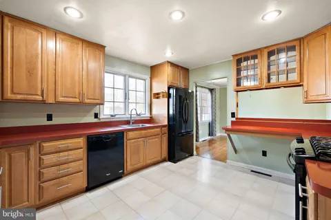 $489,900 | 2407 Larkwood Drive, Wilmington, DE 19810
