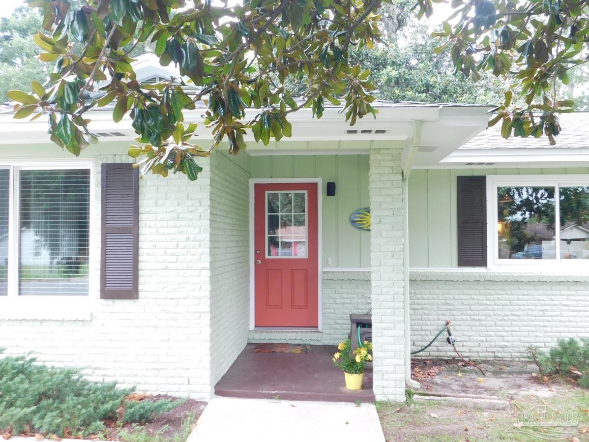 7985 Holgate Road Pensacola, FL 32514 - Photo 4 of 45 Gallery Image 4