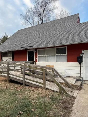 $109,900 | 7000 East 86th Street, Kansas City, MO 64138