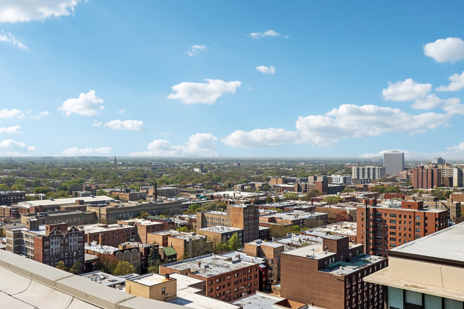 5757 North Sheridan Road, Unit 4G Chicago, IL 60660 - Photo 16 of 24 Gallery Image 16