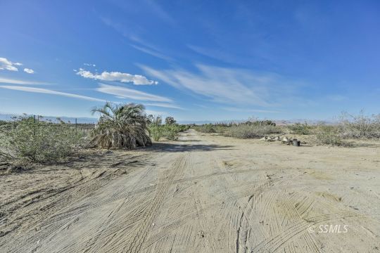 810 East Dana Avenue Ridgecrest, CA 93555 - Photo 40 of 42 Gallery Image 40
