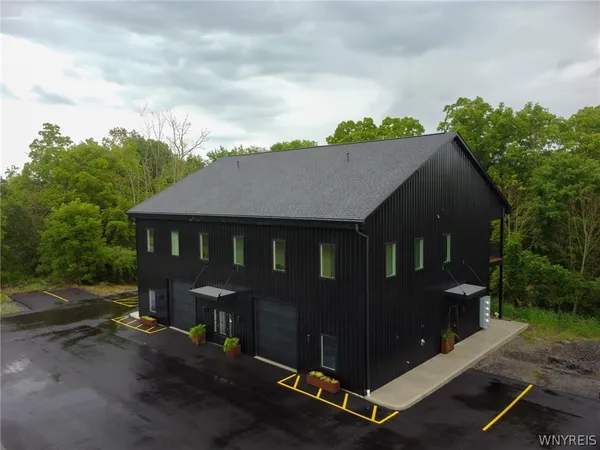$2,200 | 6220 Tonawanda Creek Road, Lockport Town, NY 14094