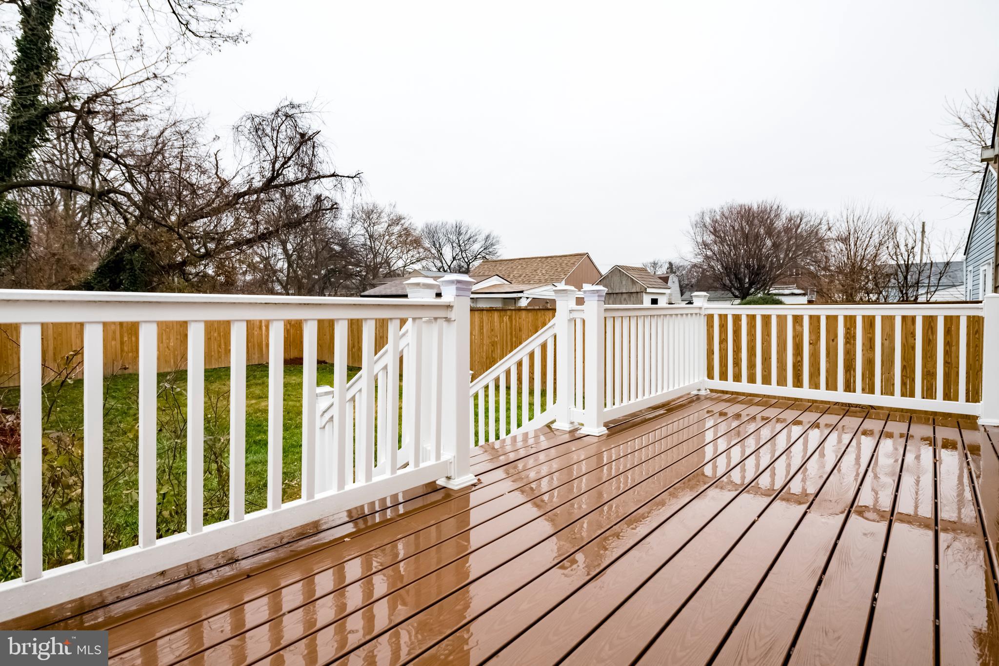 824 Martin Road Baltimore, MD 21221 - Photo 30 of 36 Lots of deck space