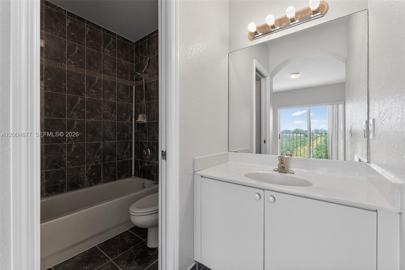 17106 Southwest 138th Court Miami, FL 33177 - Photo 6 of 21