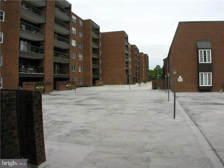 32 Haddonfield Commons Haddonfield, NJ 08033 - Photo 1 of 9