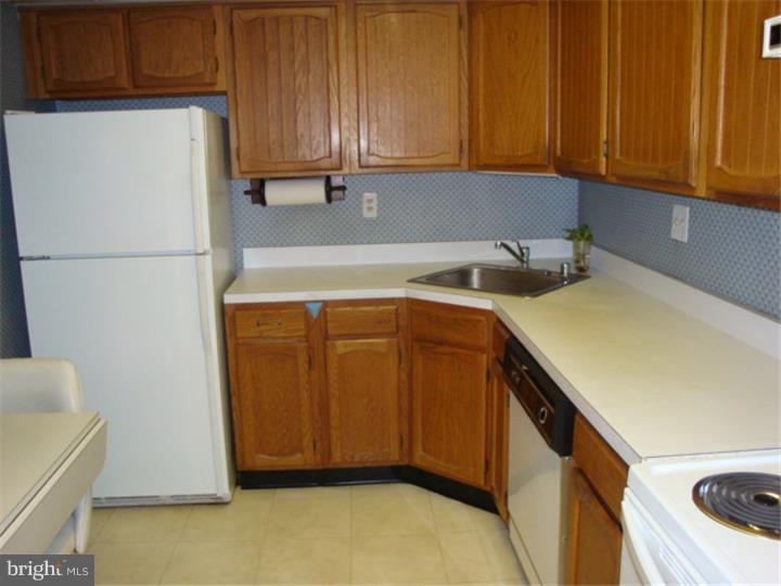 32 Haddonfield Commons Haddonfield, NJ 08033 - Photo 6 of 9