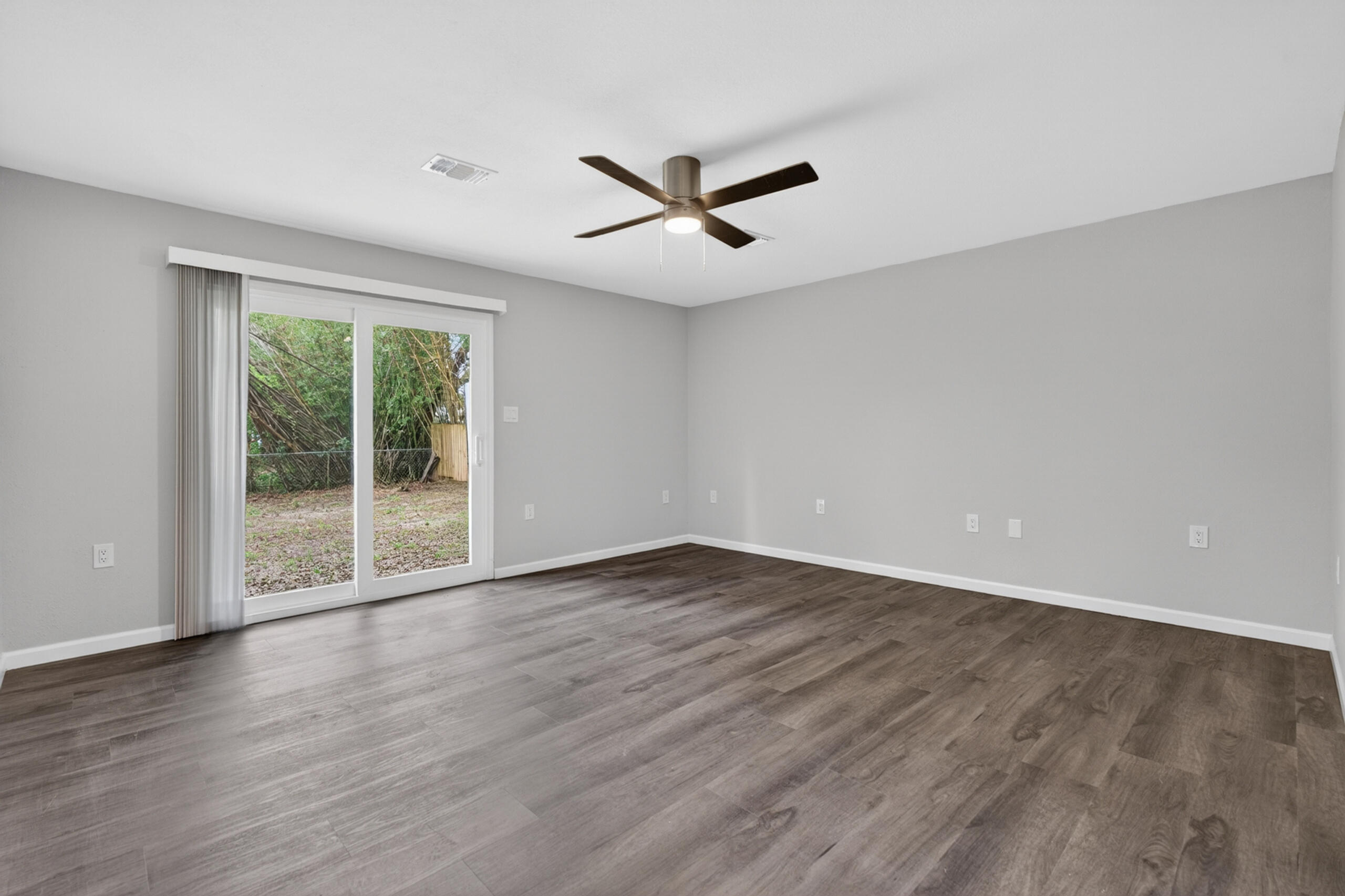 670 Shrewsbury Road Mary Esther, FL 32569 - Photo 15 of 48 019_670 shrewsbury road-18