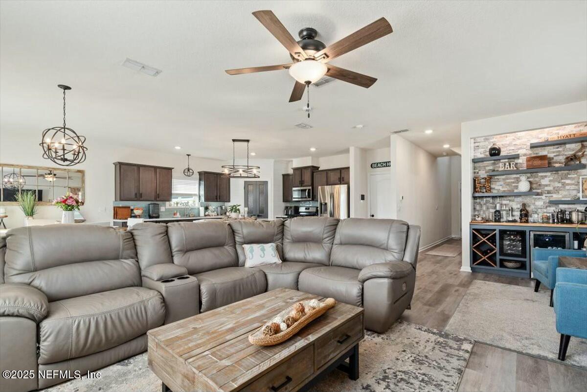 184 Logrono Court St. Augustine, FL 32084 - Photo 5 of 46 Family Room