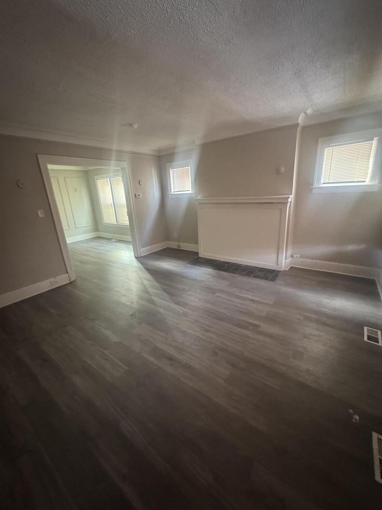 2927 Calvert Avenue Detroit, MI 48206 - Photo 2 of 10 IMG_0820