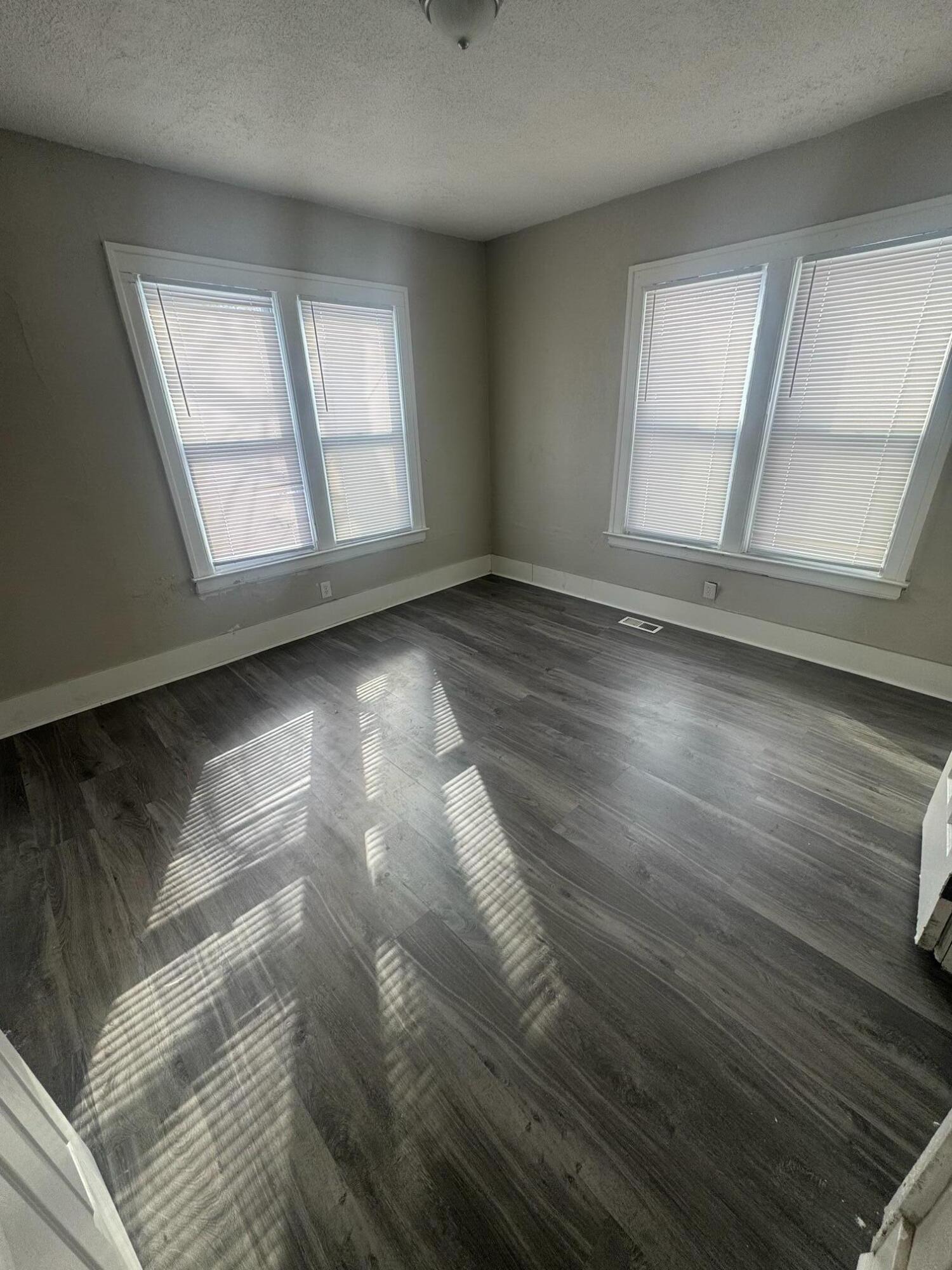 2927 Calvert Avenue Detroit, MI 48206 - Photo 6 of 10 IMG_0834