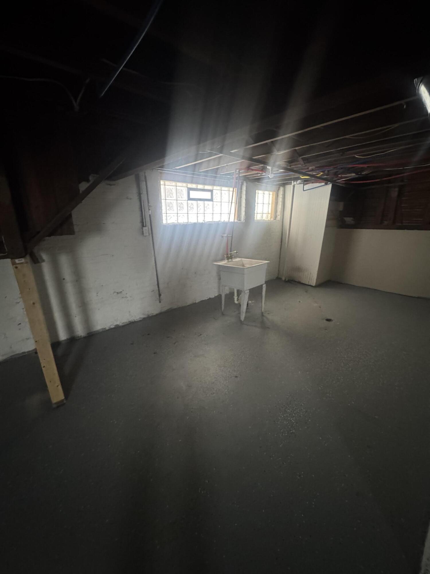 2927 Calvert Avenue Detroit, MI 48206 - Photo 10 of 10 IMG_0830