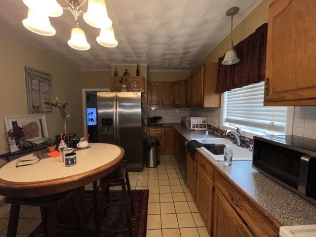 52 Sumner Avenue Cranston, RI 02920 - Photo 5 of 10