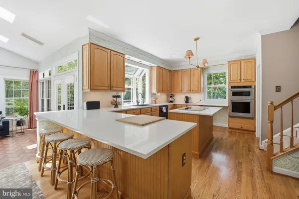 $1,850,000 | 1605 Lupine Den Court, Vienna, VA 22182