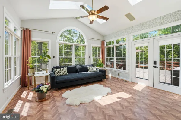 $1,850,000 | 1605 Lupine Den Court, Vienna, VA 22182