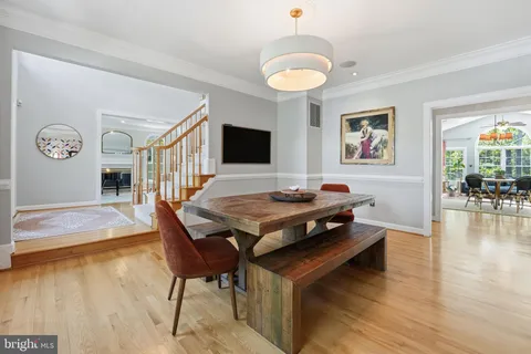 $1,888,000 | 1605 Lupine Den Court, Vienna, VA 22182