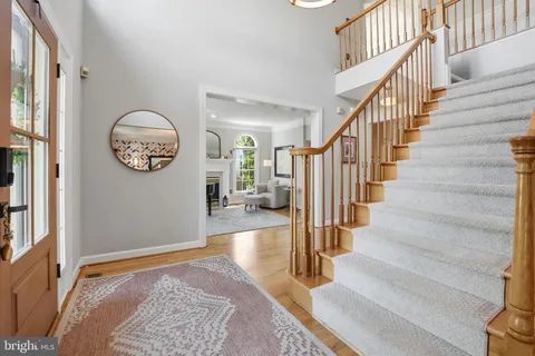 $1,888,000 | 1605 Lupine Den Court, Vienna, VA 22182