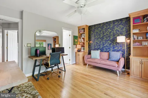 $1,888,000 | 1605 Lupine Den Court, Vienna, VA 22182