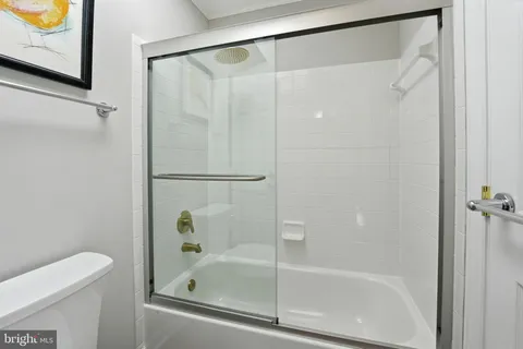 $1,888,000 | 1605 Lupine Den Court, Vienna, VA 22182