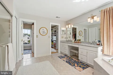 $1,888,000 | 1605 Lupine Den Court, Vienna, VA 22182