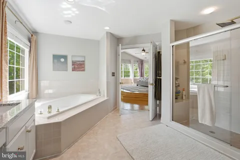 $1,888,000 | 1605 Lupine Den Court, Vienna, VA 22182