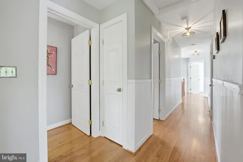 $1,888,000 | 1605 Lupine Den Court, Vienna, VA 22182