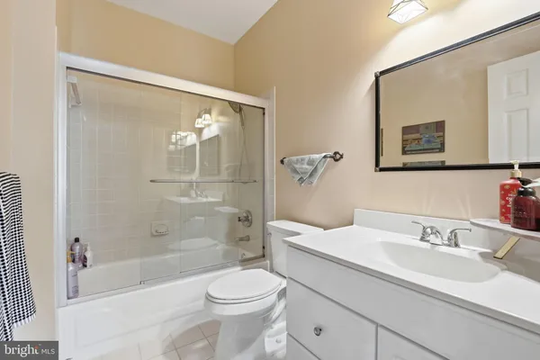 $1,850,000 | 1605 Lupine Den Court, Vienna, VA 22182