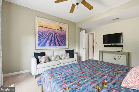 $1,888,000 | 1605 Lupine Den Court, Vienna, VA 22182