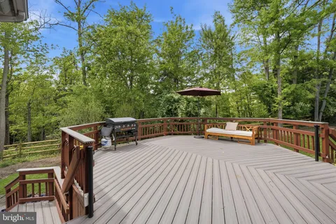 $1,888,000 | 1605 Lupine Den Court, Vienna, VA 22182