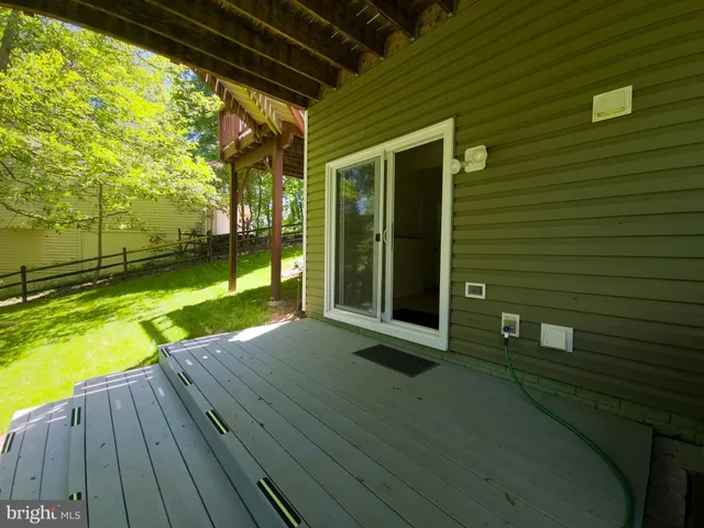 $545,000 | 10920 Oakcrest Circle, New Market, MD 21774