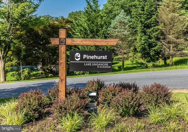 $545,000 | 10920 Oakcrest Circle, New Market, MD 21774