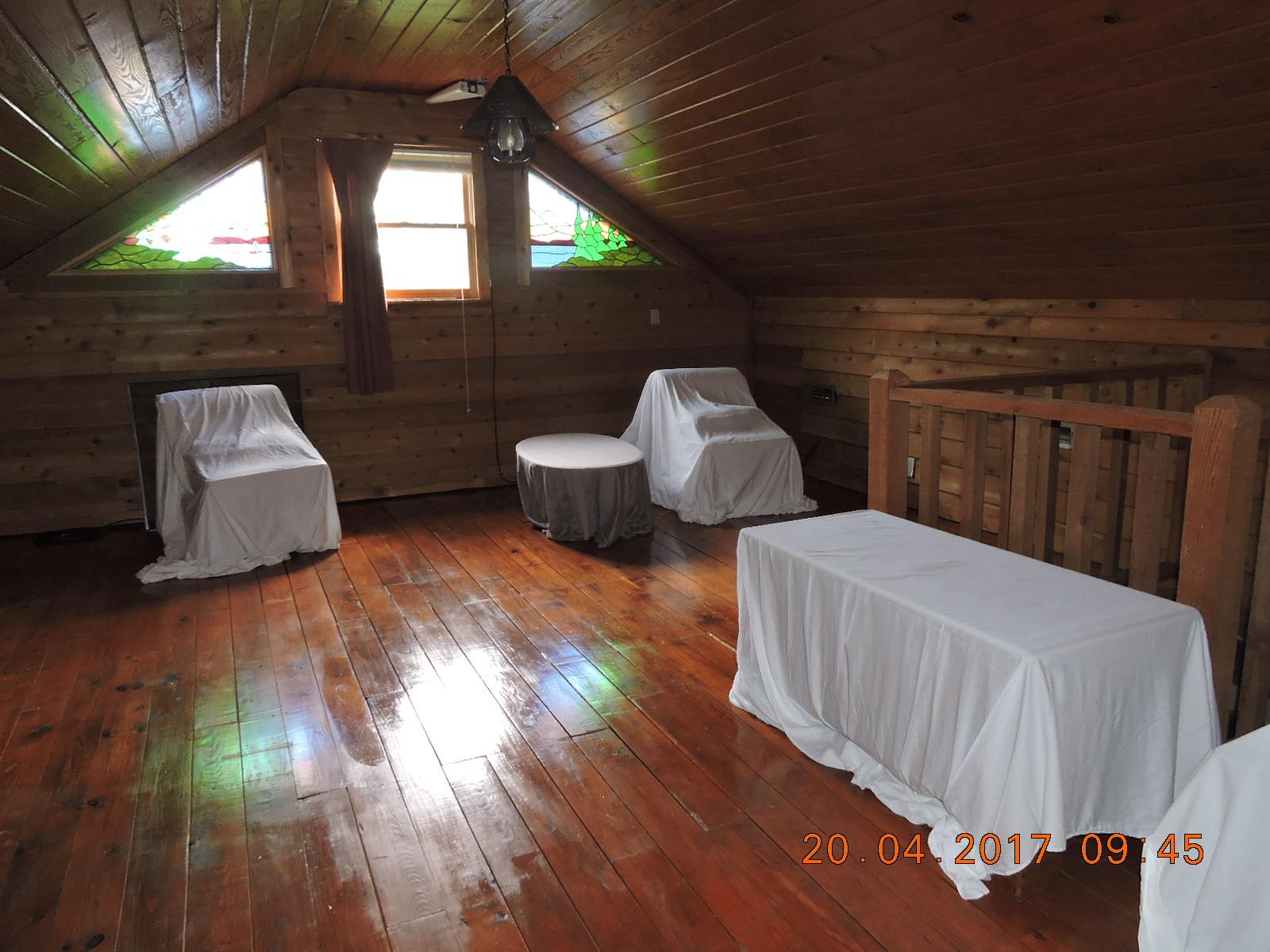295 Lake Hill Road Manchester, TN 37355 - Photo 14 of 18 a living room with hard wood flooring and furniture