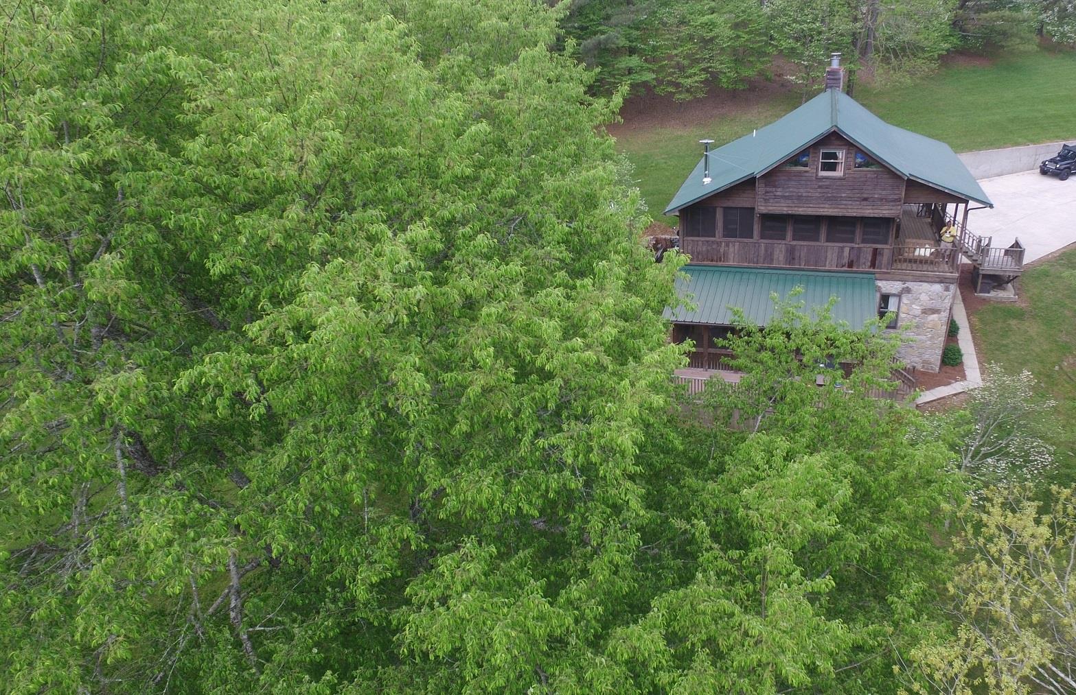 295 Lake Hill Road Manchester, TN 37355 - Photo 3 of 18 an aerial view of a house