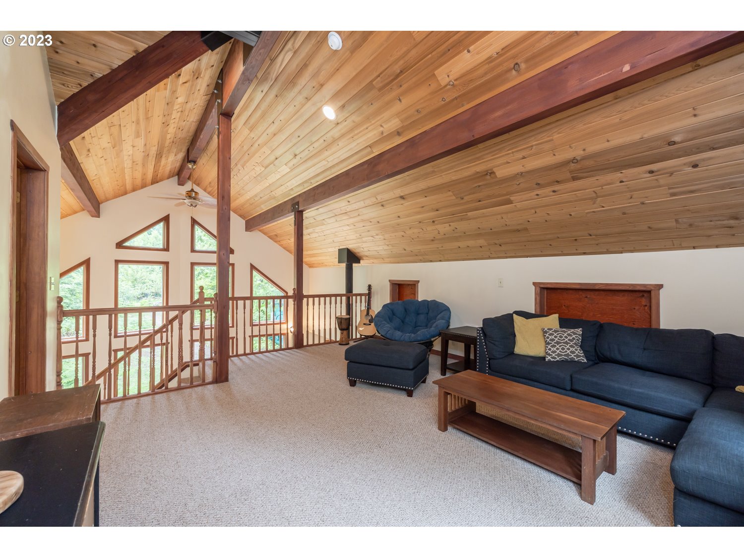 20550 East Lolo Pass Road Rhododendron, OR 97049 - Photo 17 of 48 Gallery Image 17