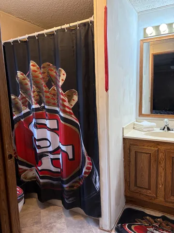 a view of walk in closet