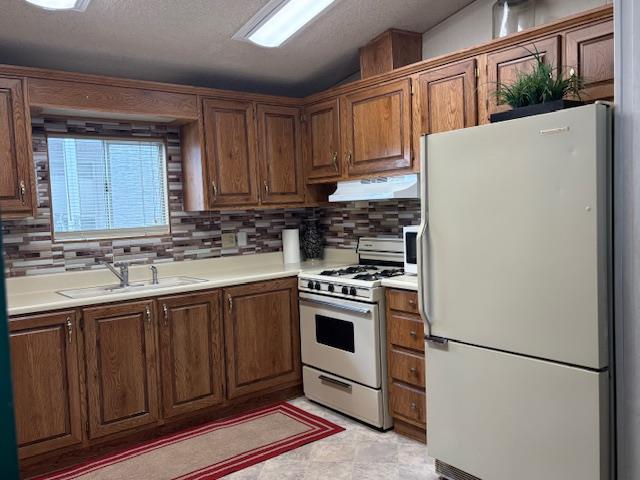 27 Golden Inn Way Rancho Cordova, CA 95670 - Photo 2 of 12